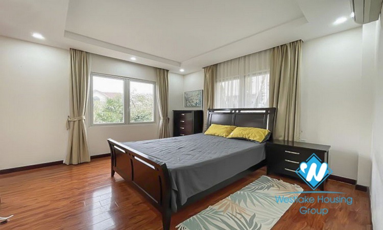 House for rent in Hoa Sua, Vinhome Riverside near BIS school, Long Bien district.